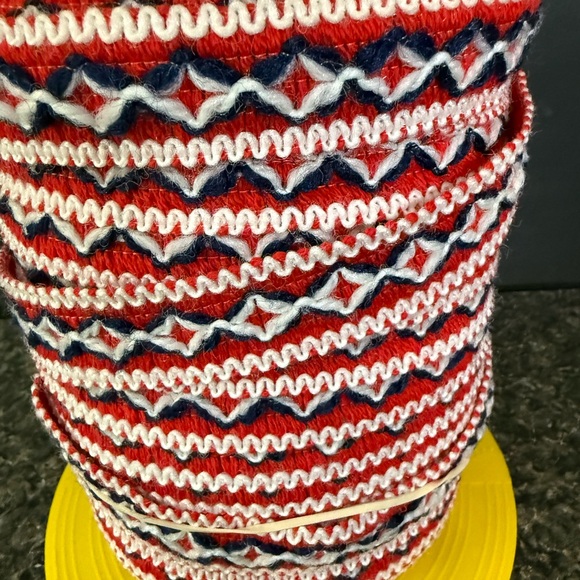 Vintage print Red, White, and Blue Patterned ric rack Ribbon - Picture 1 of 3